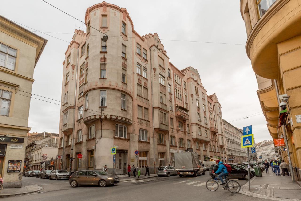 Supercentral Spacious Apartment Budapest Exteriör bild